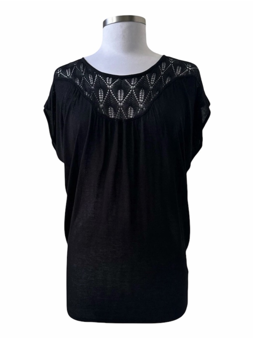 Bebe Black Short Sleeve Pointelle Knit Sweater Size Small